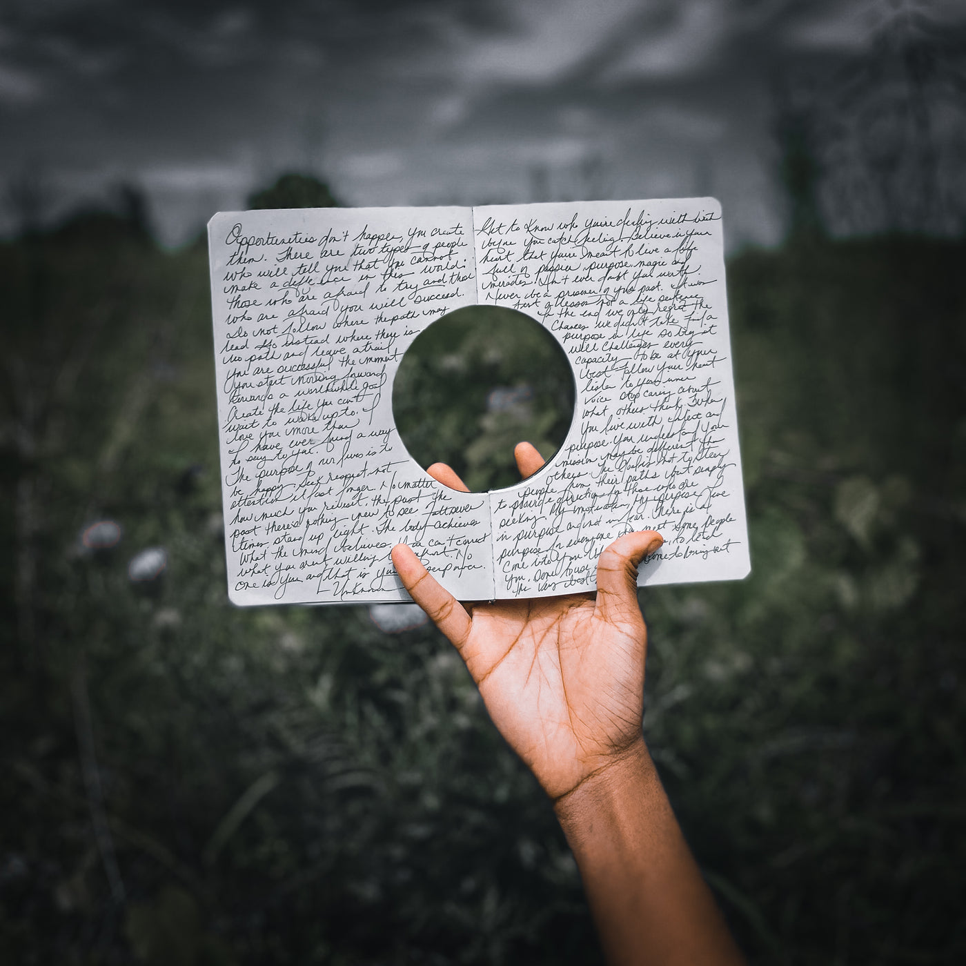 How To Use Your Manifestation Journal